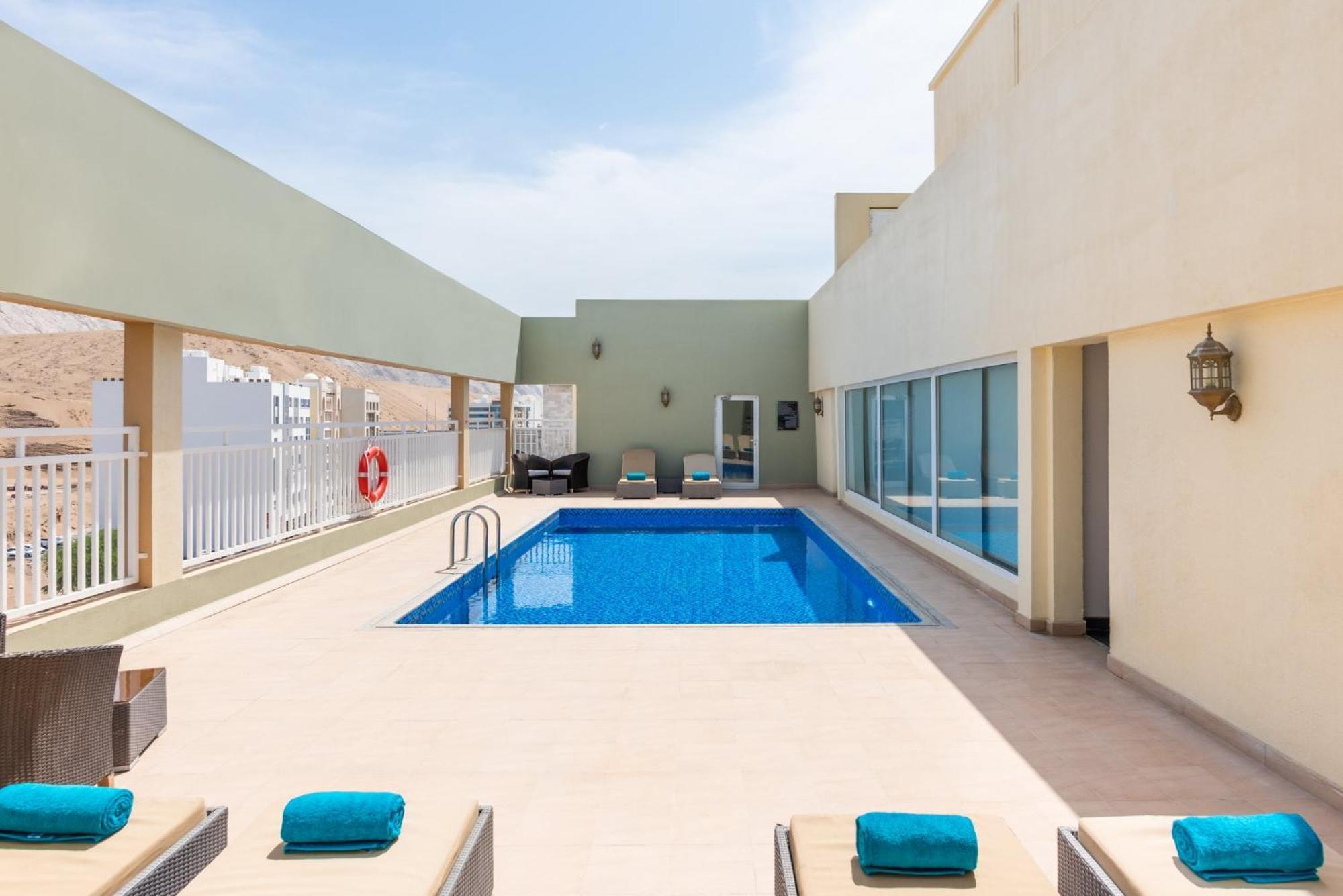 Centara Life Muscat Dunes Hotel Mascate Exterior foto
