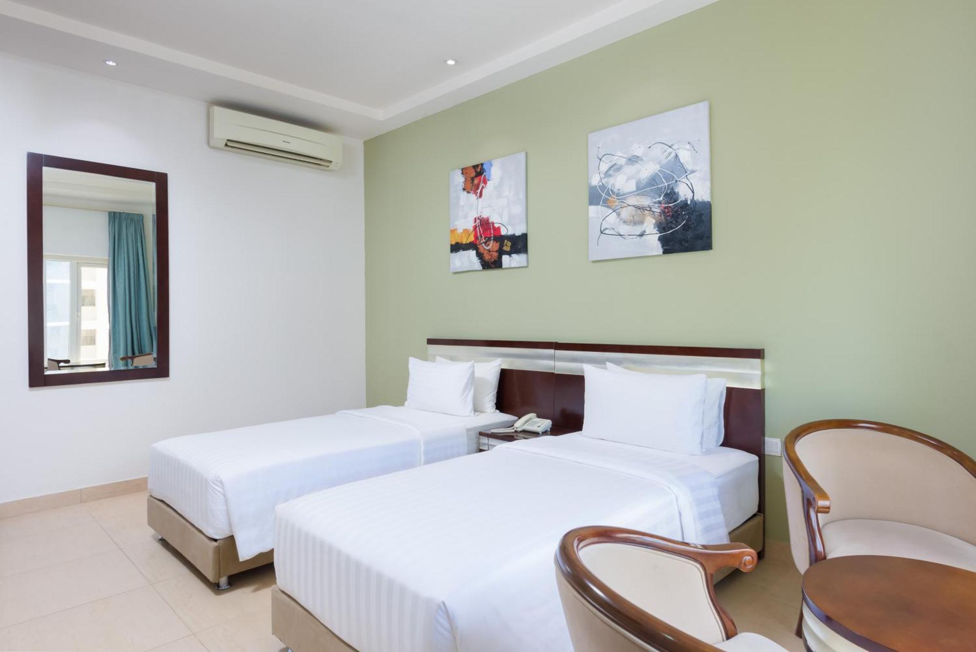 Centara Life Muscat Dunes Hotel Mascate Exterior foto