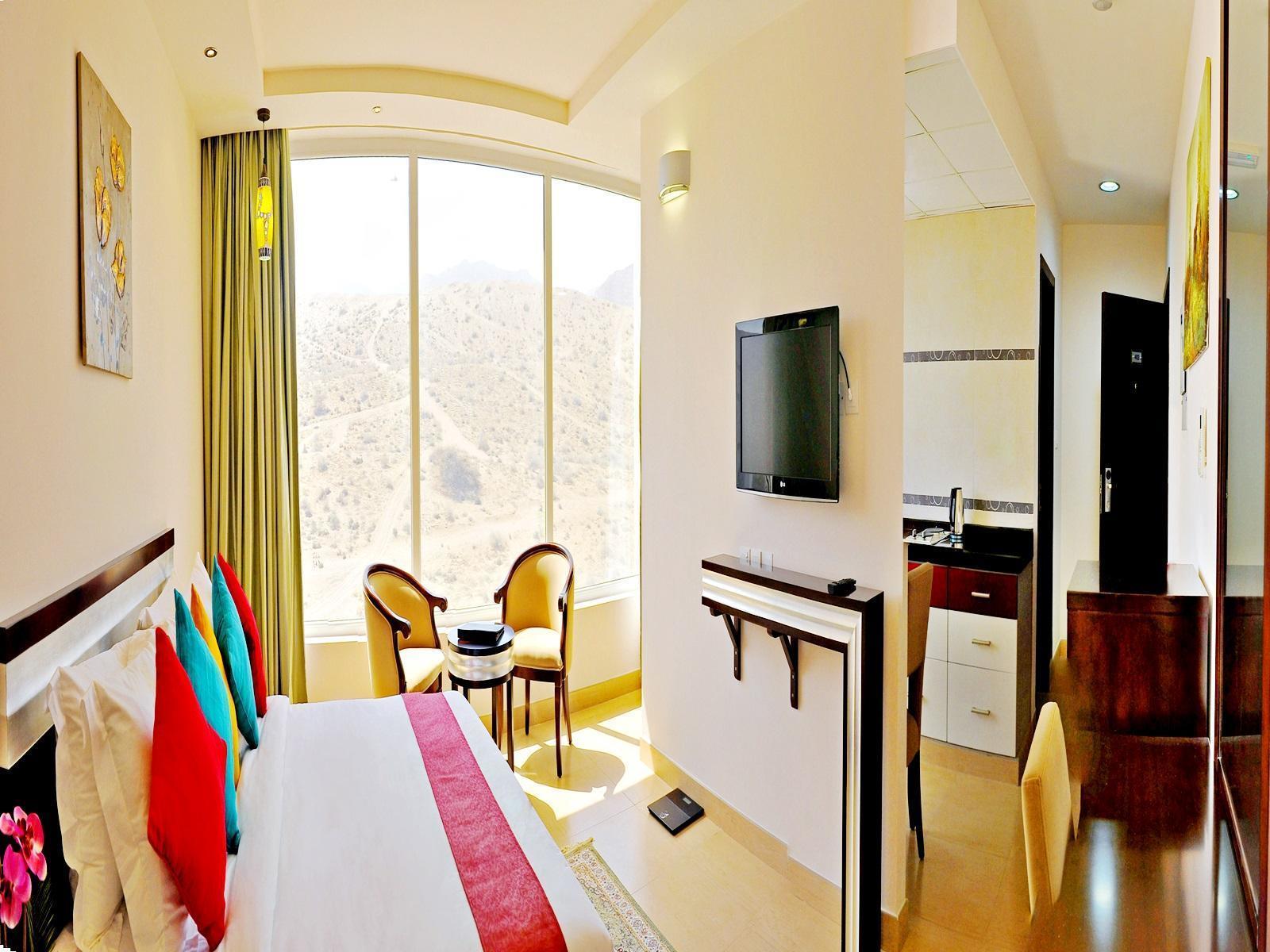 Centara Life Muscat Dunes Hotel Mascate Exterior foto